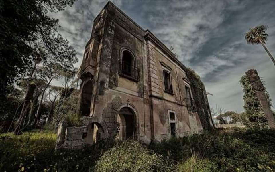 La leggenda del fantasma della Casa della Contessa a Taranto-Talsano